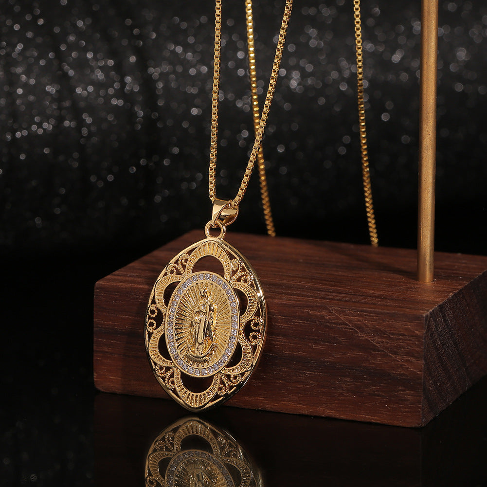 Collar con colgante de Virgen María con patrón hueco geométrico de cobre al por mayor